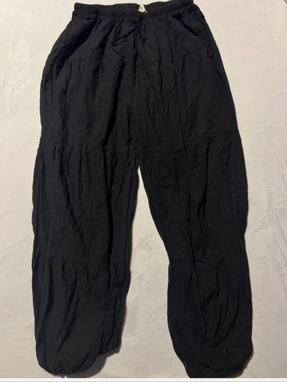 Torrid-Festi Black Relaxed Balloon Pants - Picture 3 of 5